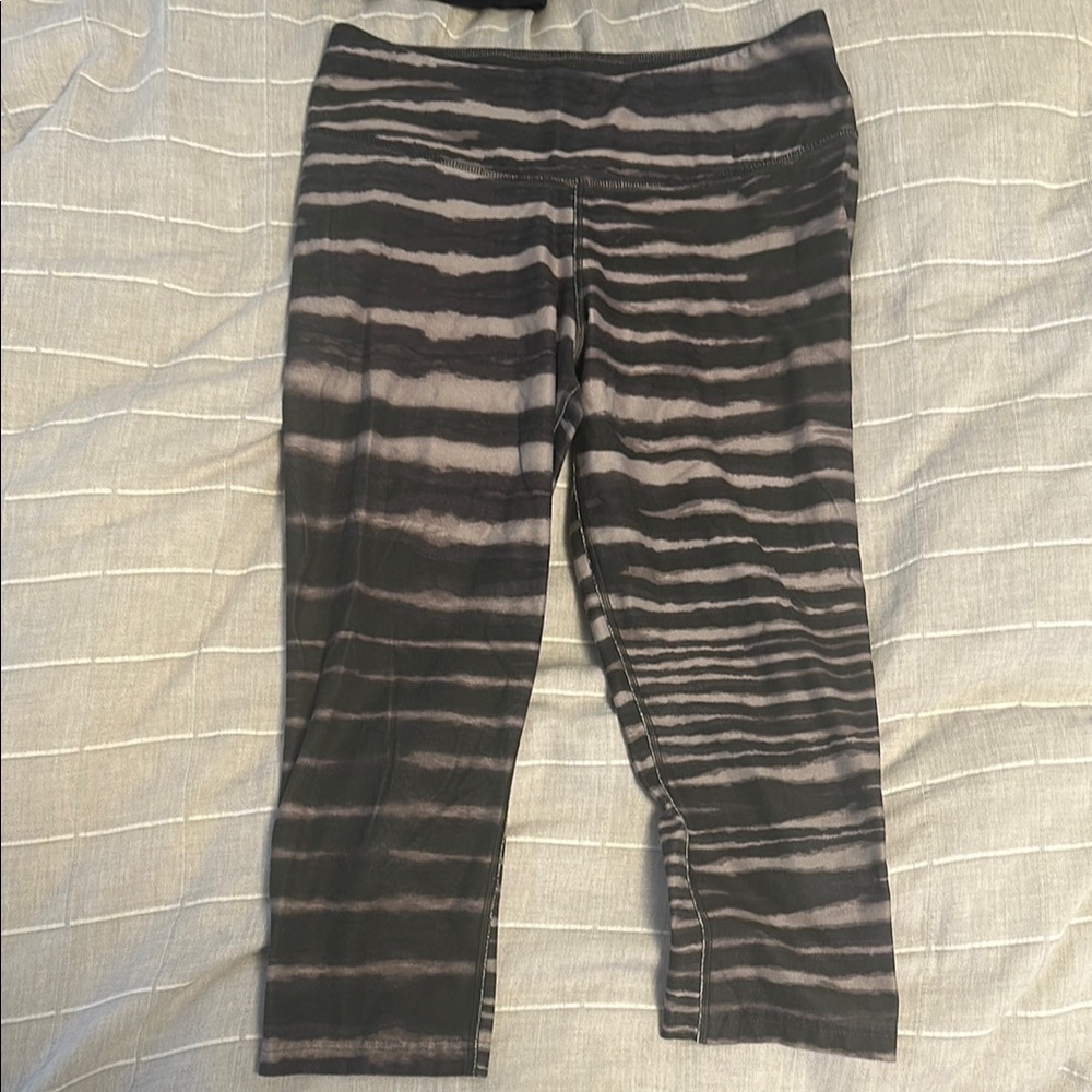 Nike Black and Gray Athletic Leggings